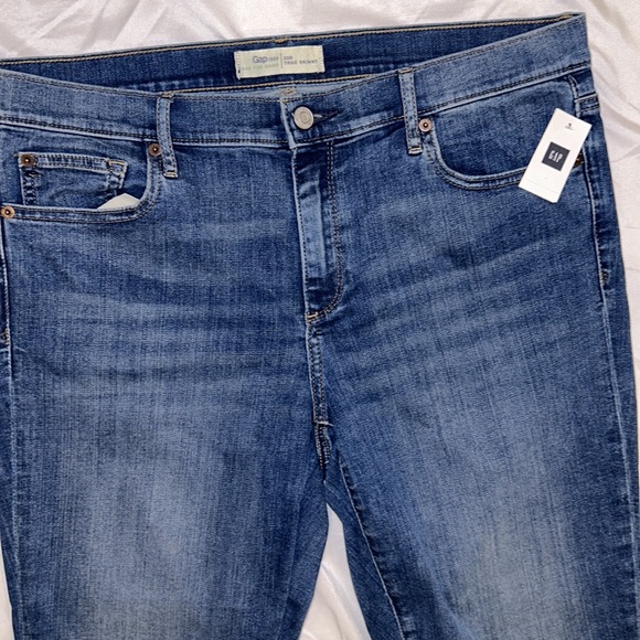 Women's Gap True Skinny Jeans Size 33R - NWT - Picture 3 of 15
